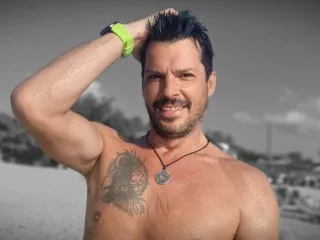 CristianNude's Thumb Image