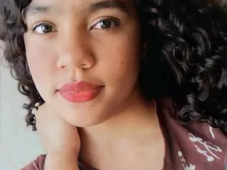 Lauradani's Thumb Image