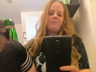 lovehollyann webcam show