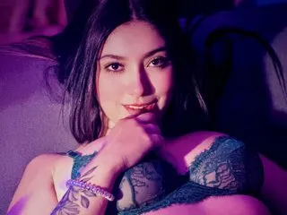 Lucy_Stong's Thumb Image