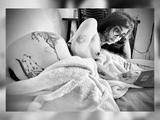 MeganMiller25 Image 4