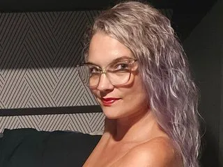 NinaNicoleRoyale's Thumb Image