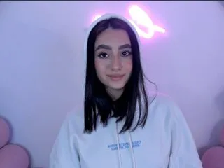 RoseHoldenn's Thumb Image