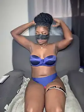 _foreigntitts Image 12