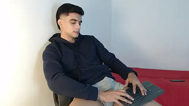 adam_levis17 Image 10