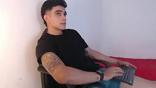 adam_levis17 Image 17