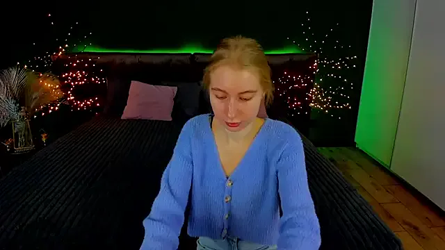 Alina_Blonde Image 4