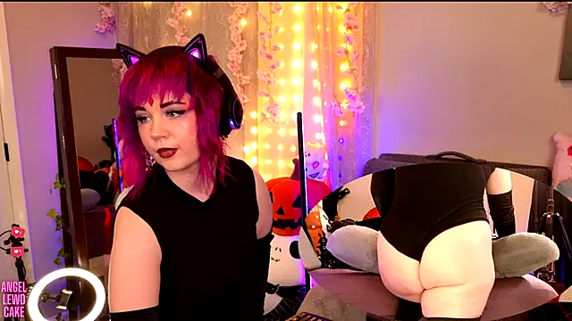 Angel-Lewd-Cake Image 8