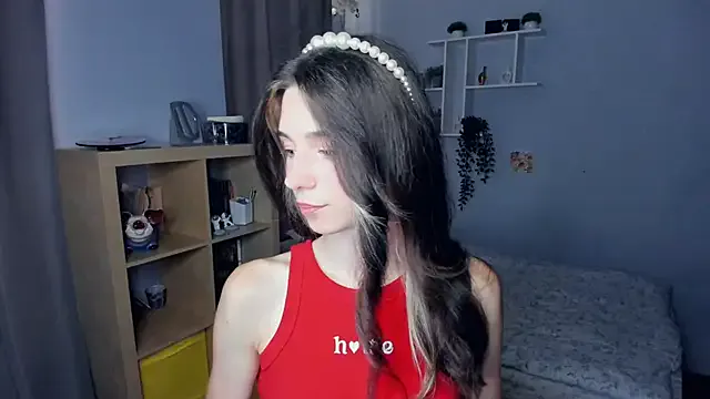 AntonettaTarring Image 4