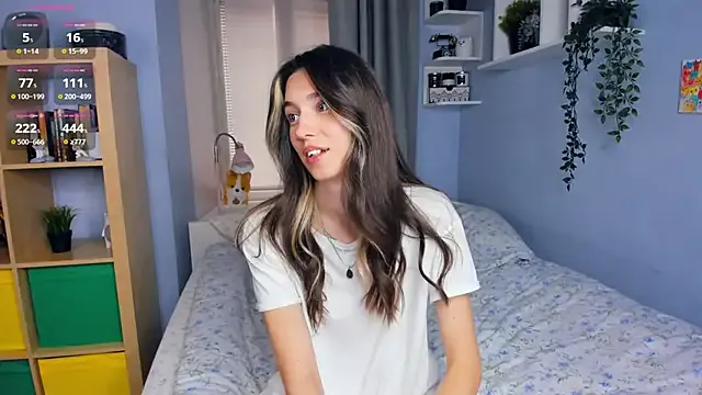 AntonettaTarring Image 7