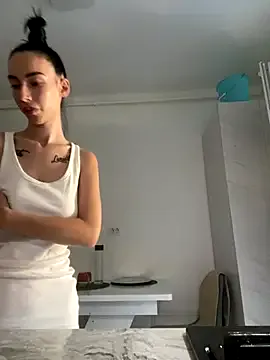 Celine_Roxelle Image 6