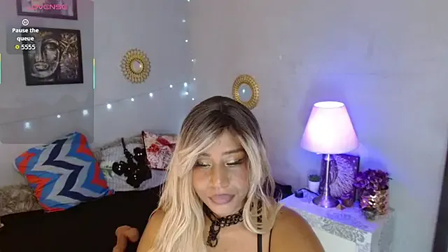 Corinndupontx Image 4