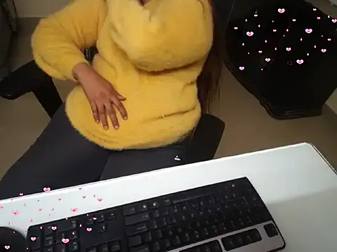 Cute_Aarushii Image 7