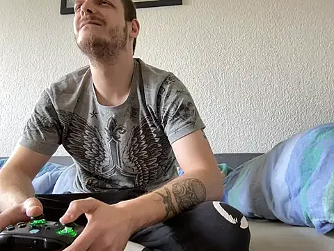 Drachenfeuer's Thumb Image