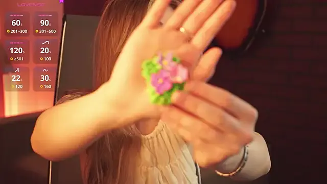 EllieCutes's Thumb Image