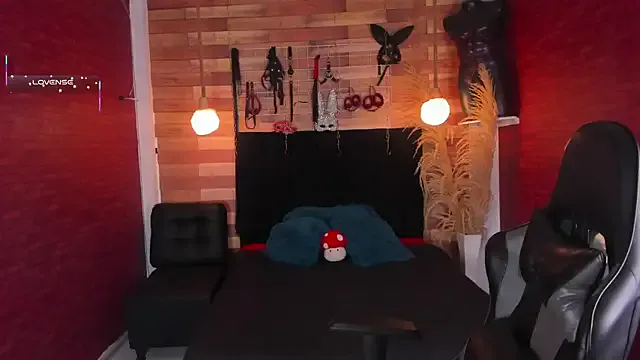 Emily_brown04 Image 7