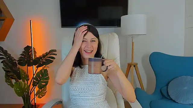 Hailey_Green Image 2