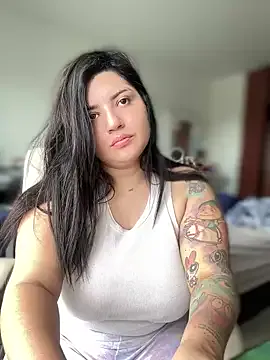 horny_roomiess Image 10