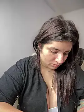 horny_roomiess Image 3