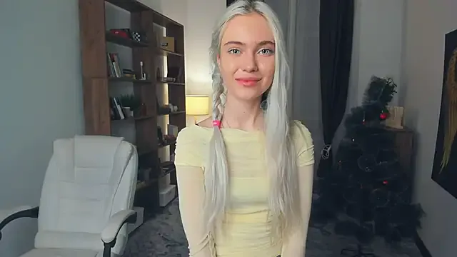 KristalCrowner webcam show