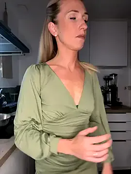 lola_tentatiion Image 17