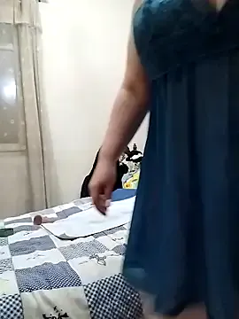 Lucia8600 webcam show