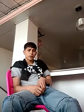 Lukas_strong's Thumb Image