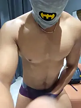 Makeout_artist Image 9