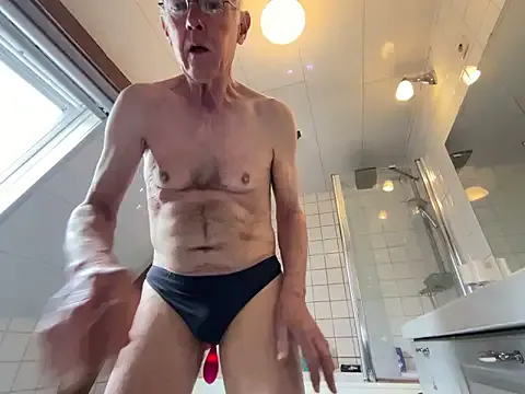 martxxxxx's Thumb Image