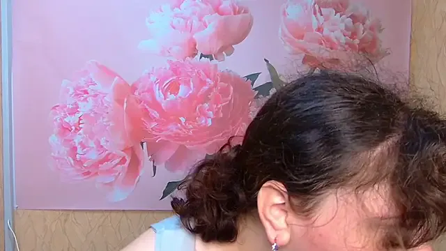 NeonilaLisova Image 2