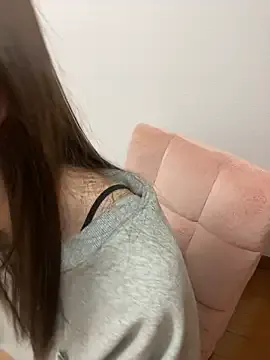 pantumieteruyo webcam show