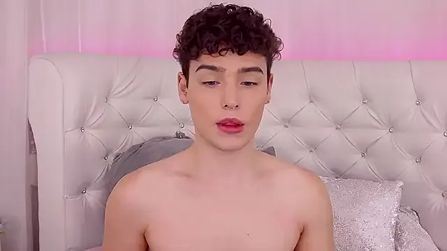 RobbyCharming Image 10