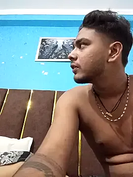 romantic_couple1 Image 5