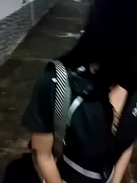 royalgirls_x Image 5