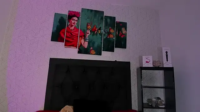 Selena_fox7 Image 19