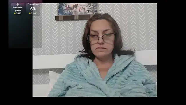 Vivian_Violet_ Image 3