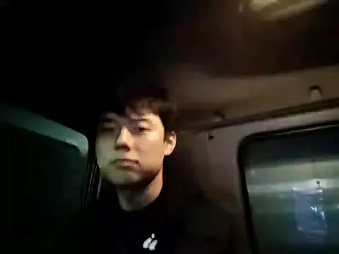 whitebriefboy Image 16