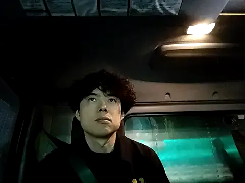 whitebriefboy Image 5